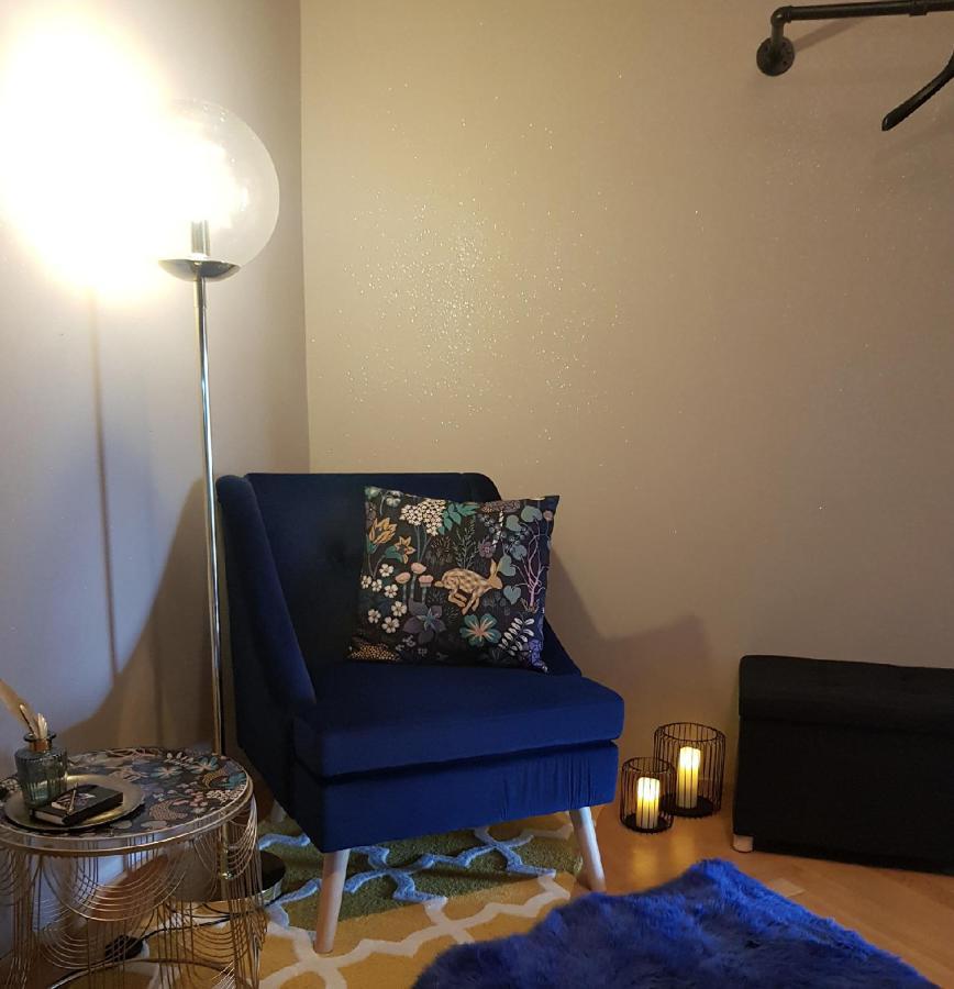 Your Little Sparkle Room "For Woman Only !" Вена Экстерьер фото